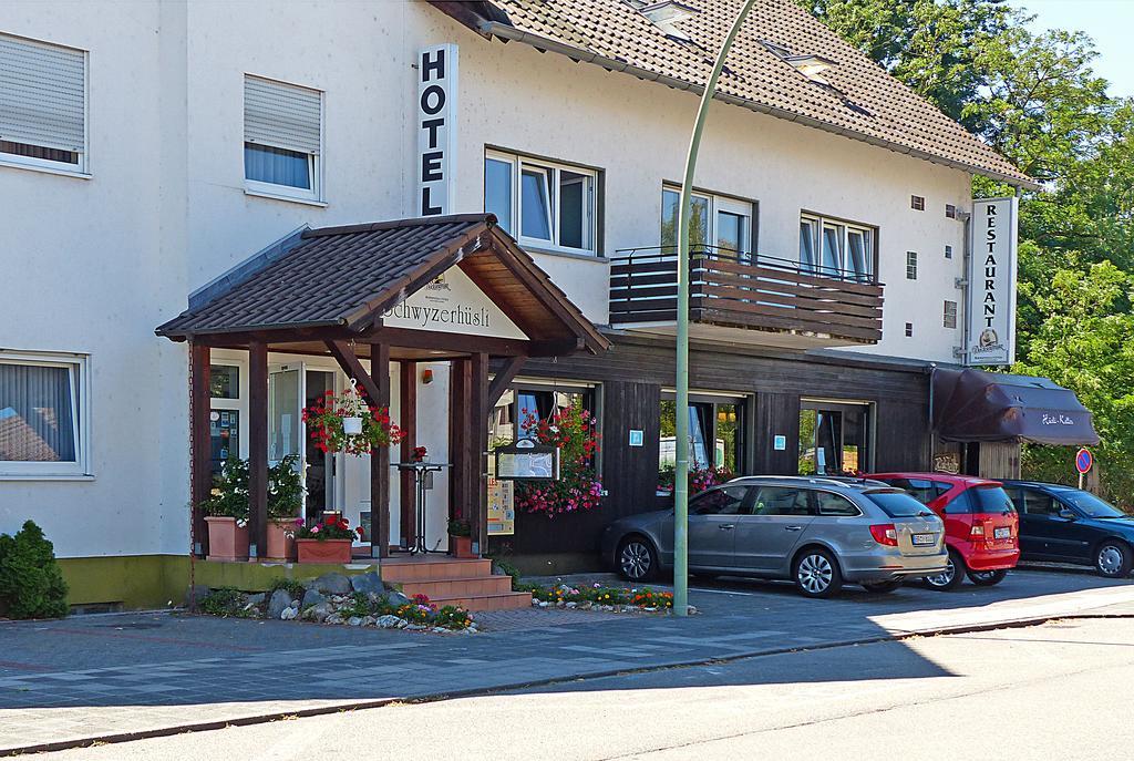 Hotel-Restaurant Schwyzerhuesli Фирнхайм Экстерьер фото