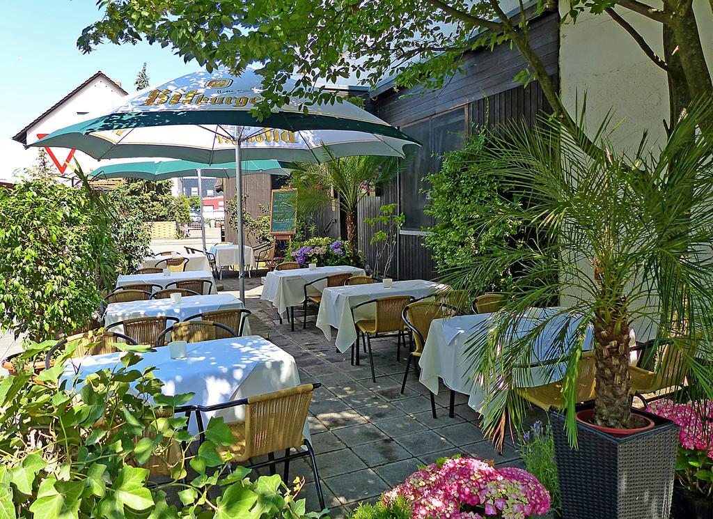 Hotel-Restaurant Schwyzerhuesli Фирнхайм Экстерьер фото