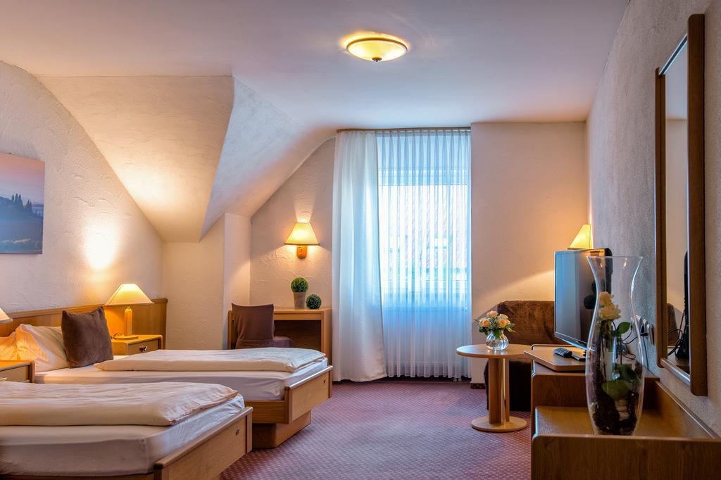 Hotel-Restaurant Schwyzerhuesli Фирнхайм Экстерьер фото